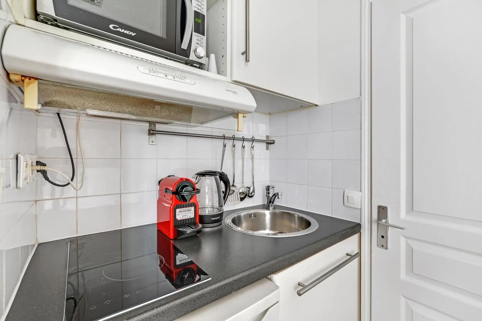 Bluestay 273 - Charmant Studio A Paris France